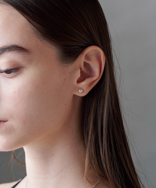 ALLURELLE(アリュレル)の「【ALLURELLE】 silver925 ボールピアス KNF-TP ※(ピアス(両耳用)・レディース・シルバー/ゴールド・FREE)」の8枚目の写真