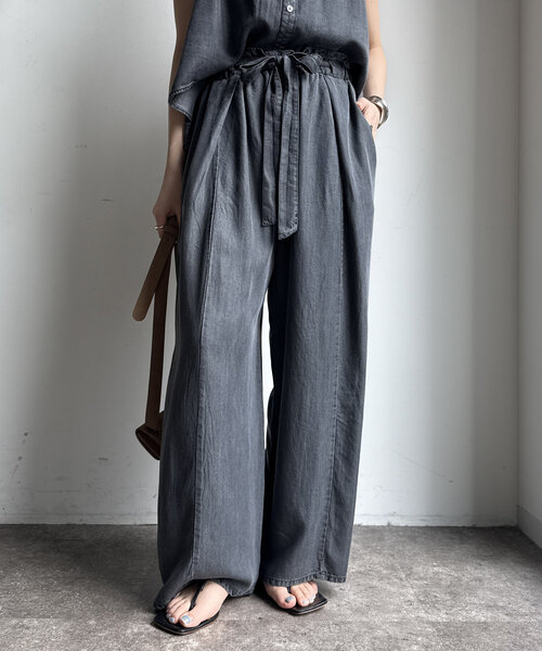 DouDou(ドゥドゥ)の「【WEB限定】リヨセルデニムイージーパンツ(デニムパンツ・レディース・ブラック/ブルー系その他・FREE)」の2枚目の写真