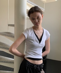 LONSLAN（ロンスラン）の「【LONSLAN】VネックプラケットTシャツ LONW25s043（Tシャツ/カットソー）」