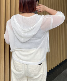 夏の日除け、冷房対策にも！メッシュWジップパーカー