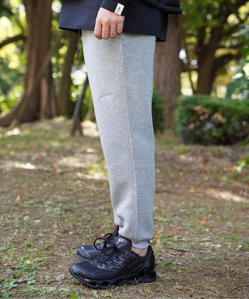 Gramicci(グラミチ)の「GRAMICCI/グラミチ TECH KNIT NALLOW RIB PANT テックニットナローリブパンツ(スウェットパンツ・メンズ・チャコールグレー/ブラック/グレー・S/M/L/XL)」の14枚目の写真
