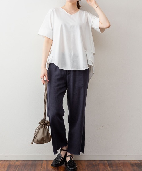 RCD(アールシーディー)の「脇タックVネック半袖カットソー(Tシャツ/カットソー・レディース・ホワイト/ブラック/ライトブラウン・M-L/LL~3L/4L~5L)」の19枚目の写真