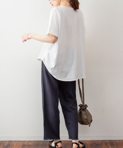 RCD(アールシーディー)の「脇タックVネック半袖カットソー(Tシャツ/カットソー・レディース・ホワイト/ブラック/ライトブラウン・M-L/LL~3L/4L~5L)」の21枚目の写真