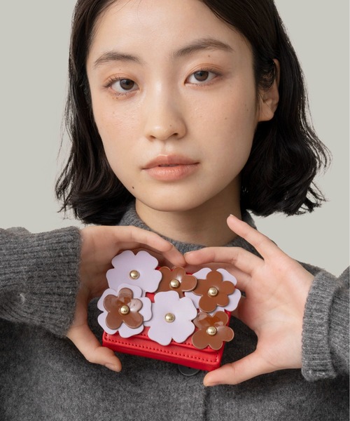 セール】Casselini(キャセリーニ)フラワーモチーフウォレット（財布