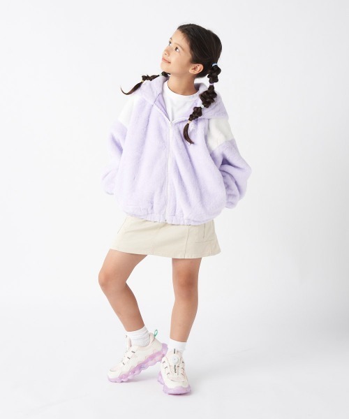 FILA(フィラ)の「ボアジャケット(その他アウター・キッズ・ラベンダー/ベージュ/サックスブルー/ブラック・170/160/150/140/130)」の8枚目の写真