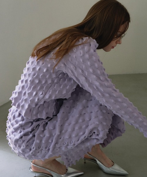 HONEY MI HONEY(ハニーミーハニー)の「spiky knit puff sleeve cardigan(カーディガン/ボレロ・レディース・オフホワイト/ブラック/ラベンダー・FREE)」の4枚目の写真