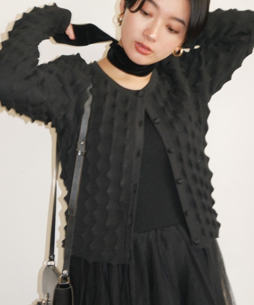 HONEY MI HONEY(ハニーミーハニー)の「spiky knit puff sleeve cardigan(カーディガン/ボレロ・レディース・オフホワイト/ブラック/ラベンダー・FREE)」の20枚目の写真