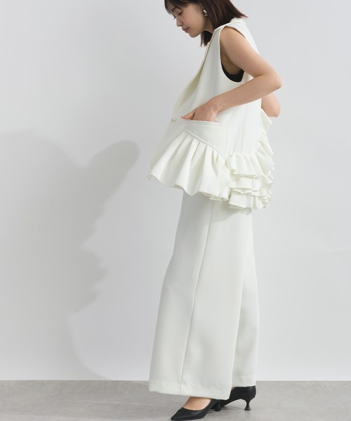 PICCIN PERLA（ピッチンペルラ）の「【セットアップ可能】アシンメトリーフリルジレ（ベスト・レディース・オフホワイト/ブラック・M）」の17枚目の写真