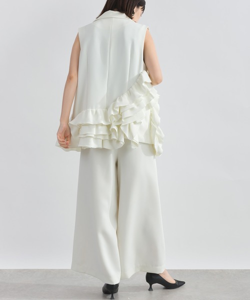 PICCIN PERLA（ピッチンペルラ）の「【セットアップ可能】アシンメトリーフリルジレ（ベスト・レディース・オフホワイト/ブラック・M）」の16枚目の写真