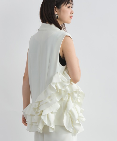 PICCIN PERLA（ピッチンペルラ）の「【セットアップ可能】アシンメトリーフリルジレ（ベスト・レディース・オフホワイト/ブラック・M）」の11枚目の写真