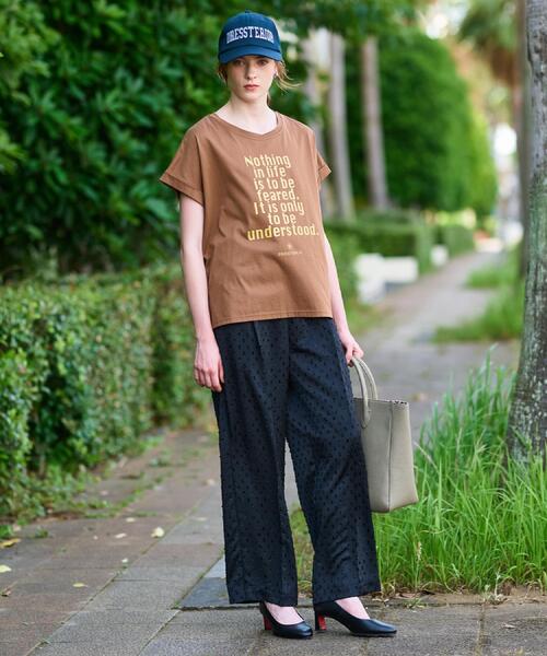 DRESSTERIOR（ドレステリア）の「◆箔PTドルマンスリーブロゴTシャツ（Tシャツ/カットソー・レディース・オフホワイト/チャコールグレー/イエロー系その他/ダークブラウン・34/36/38）」の15枚目の写真