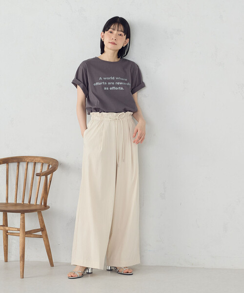 COMME CA ISM(コムサイズム)の「とろみ イージーワイドパンツ(その他パンツ・レディース・オフホワイト/チャコール・MEDIUM/LARGE)」の5枚目の写真