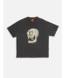 Nudie Jeans（ヌーディージーンズ）の「Nudie Jeans/ヌーディージーンズ Koffe 8 Ball T-Shirt/ プリントTシャツ / Antracite（Tシャツ/カットソー・メンズ）」