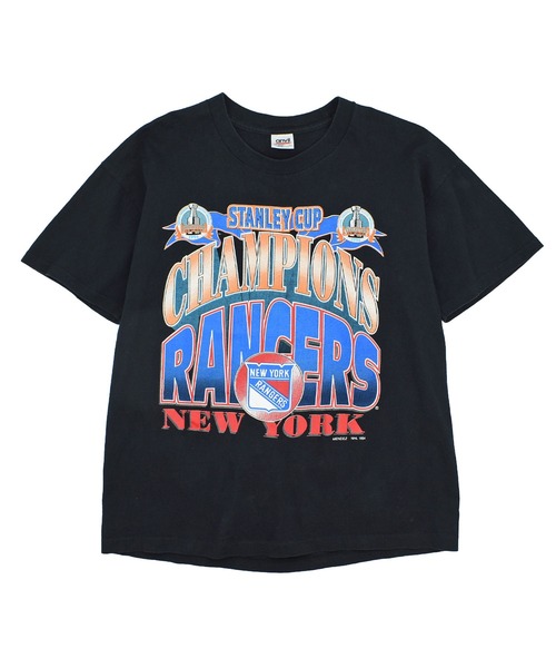 NBA/NFL/NHL/MLB(エヌビーエーエヌエフエルエヌエイチエルエムエルビー)の「【USED】90’s anvil “NHL New York Rangers” ホッケー Tシャツ USA製(Tシャツ/カットソー・メンズ・ブラック・LARGE)」の1枚目の写真
