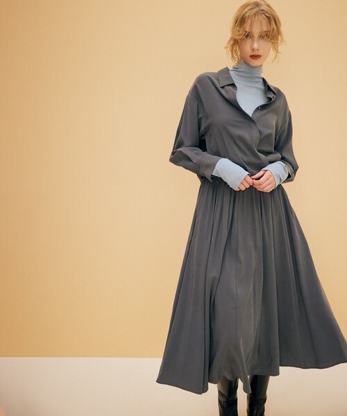 組曲（クミキョク）の「バウンディングシャーティングカシュクール ブラウス（シャツ/ブラウス・レディース・グレー系/ブラック系/アイボリー系・3/2）」の4枚目の写真