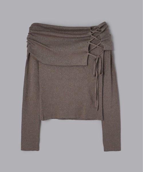 Olu.（オルドット）の「オフショルダーリボンラメニット（ニット/セーター・レディース・グレー/ピンクベージュ/ブラウン・FREE）」の7枚目の写真