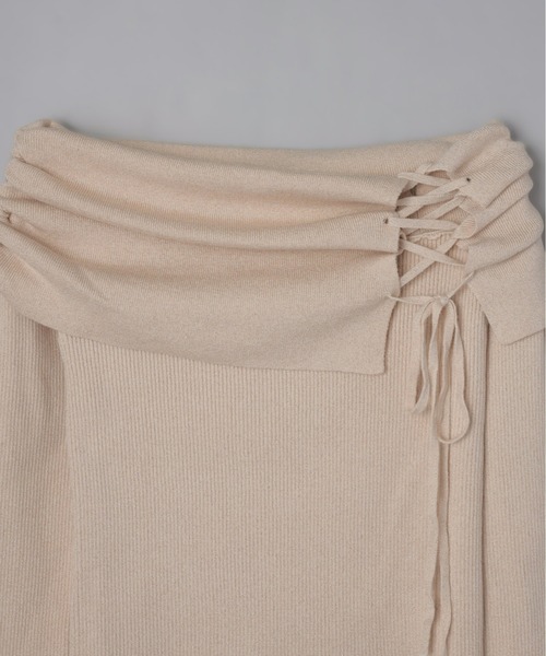 Olu.（オルドット）の「オフショルダーリボンラメニット（ニット/セーター・レディース・グレー/ピンクベージュ/ブラウン・FREE）」の8枚目の写真