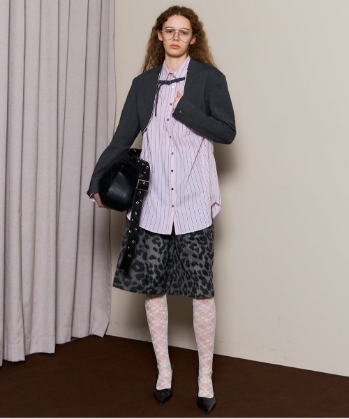 MAISON SPECIAL（メゾンスペシャル）の「Oversized Shirt With Babushka/バブーシュカ付きオーバーサイズシャツ（シャツ/ブラウス・レディース・ピンク/ブラック/ブルー・FREE）」の20枚目の写真