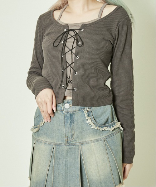 GORGE(ゴージ)の「《フェイクレイヤード×レースアップ》レディース カットソー トップス 長袖 春秋(Tシャツ/カットソー・レディース・ブラック/チャコール/ブラウン/アイボリー・F)」の9枚目の写真