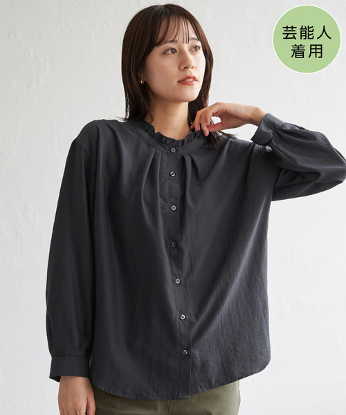 ikka（イッカ）の「襟フリル2WAYブラウス（シャツ/ブラウス・レディース・ワイン/オフホワイト/チャコールグレー/ダークグリーン/その他1・M/L/S）」の2枚目の写真