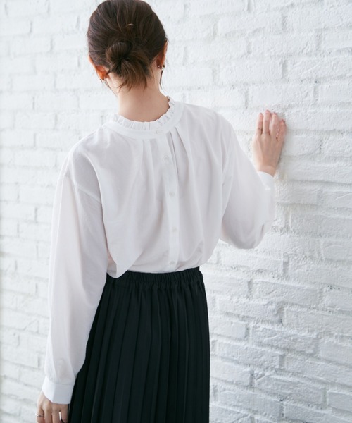 ikka（イッカ）の「襟フリル2WAYブラウス（シャツ/ブラウス・レディース・ワイン/オフホワイト/チャコールグレー/ダークグリーン/その他1・M/L/S）」の13枚目の写真