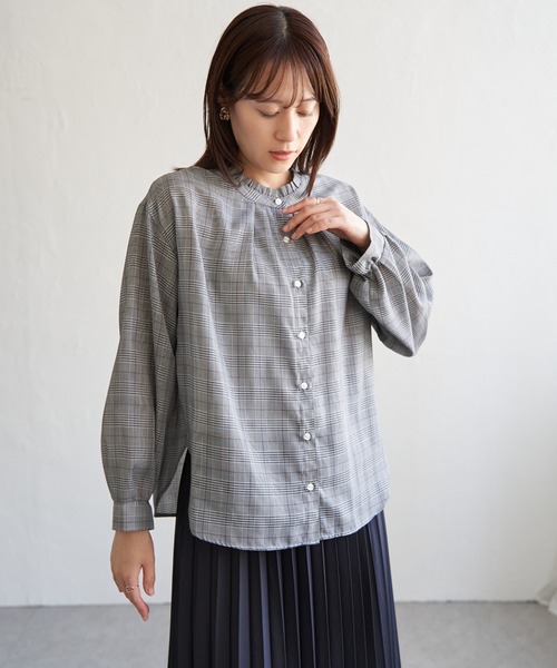 ikka（イッカ）の「襟フリル2WAYブラウス（シャツ/ブラウス・レディース・ワイン/オフホワイト/チャコールグレー/ダークグリーン/その他1・M/L/S）」の6枚目の写真