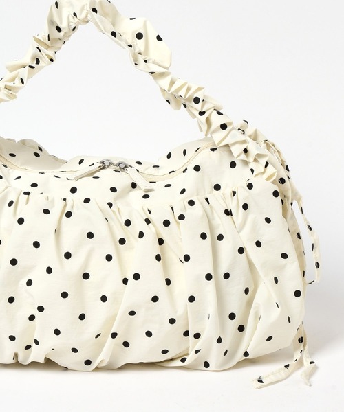 LOWRYS FARM（ローリーズファーム）の「ドットシャーリングショルダーＢＡＧ  587212（ショルダーバッグ・レディース・オフホワイト/ブラック・FREE）」の16枚目の写真
