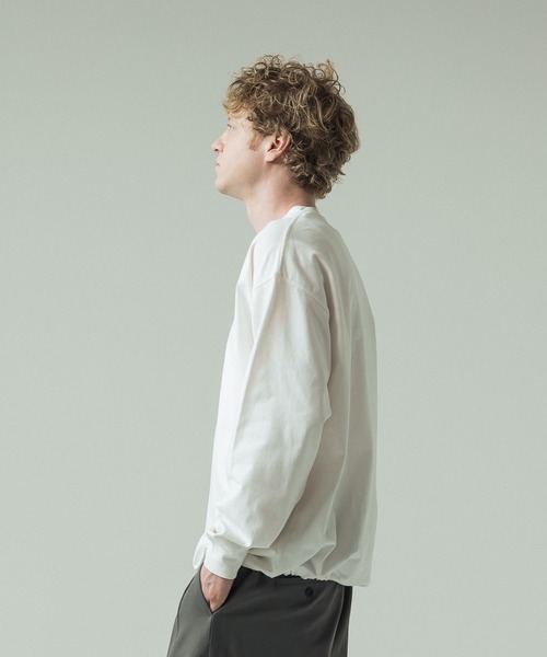 SLICK（スリック）の「【SLICK/スリック】30/2 Compact Yarn Drawstring T-Shirt/コンパクトヤーンドローストリングTシャツ/オーバーサイズ シルエット（Tシャツ/カットソー・メンズ・グレイッシュベージュ/ブラック/ブラウン/ホワイト/ダークブラウン/ラベンダー・1/3/2）」の21枚目の写真