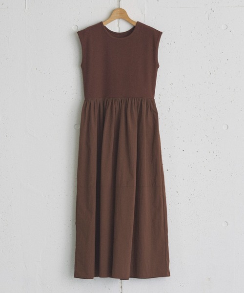 Doux archives（ドゥアルシーヴ）の「リブタフタコンビワンピース（ワンピース・レディース・ブラック/モカ/ブラウン・38）」の14枚目の写真