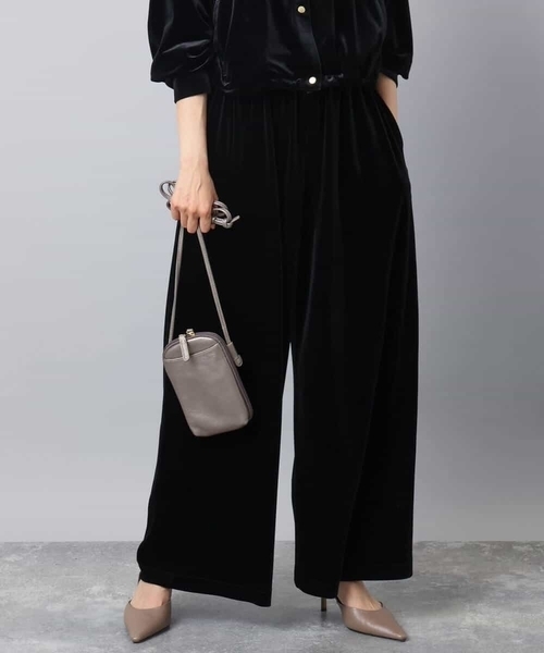 MK MICHEL KLEIN（エムケーミッシェルクラン）の「スノーベロア ワイドパンツ/洗える（その他パンツ・レディース・ライトブラウン/ブラック・38）」の3枚目の写真