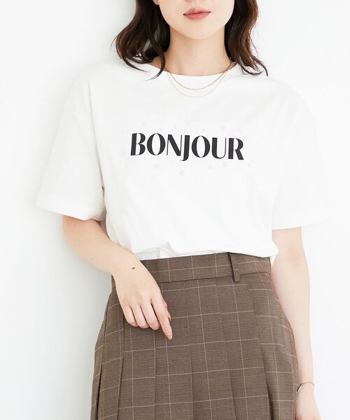le.coeur blanc(ルクールブラン)の「パールロゴTシャツ(Tシャツ/カットソー・レディース・オフホワイト/グレイッシュベージュ・38)」の4枚目の写真
