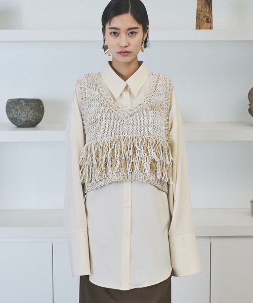 AIC.（エーアイシー）の「【再入荷】ミックスニットループフリンジベスト（ベスト・レディース・ブラウン/オフホワイト/チャコールグレー・FREE）」の2枚目の写真