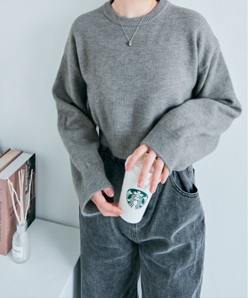 kirakiraShop(キラキラショップ)の「長袖 クルーネック ショート丈 ニット(ニット/セーター・レディース・ホワイト/ベージュ/チャコール/ブラック/グレー・FREE)」の8枚目の写真