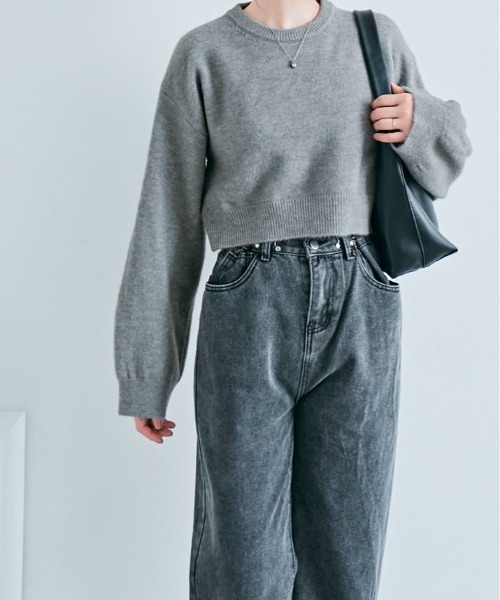kirakiraShop(キラキラショップ)の「長袖 クルーネック ショート丈 ニット(ニット/セーター・レディース・ホワイト/ベージュ/チャコール/ブラック/グレー・FREE)」の9枚目の写真