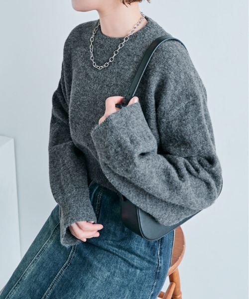 kirakiraShop(キラキラショップ)の「長袖 クルーネック ショート丈 ニット(ニット/セーター・レディース・ホワイト/ベージュ/チャコール/ブラック/グレー・FREE)」の15枚目の写真