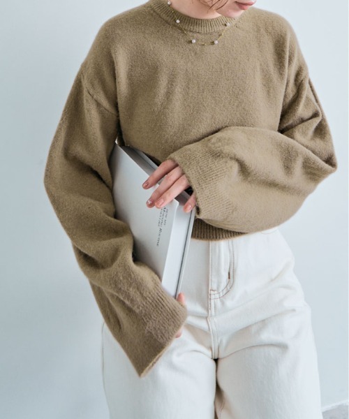 kirakiraShop(キラキラショップ)の「長袖 クルーネック ショート丈 ニット(ニット/セーター・レディース・ホワイト/ベージュ/チャコール/ブラック/グレー・FREE)」の21枚目の写真