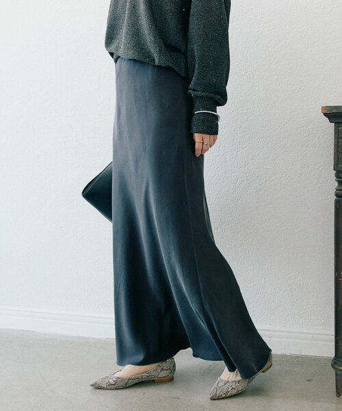 新品RIVE DROITE リヴドロワ キュプラバイアススカート ブラック 黒 新品RIVE DROITE リヴドロワ キュプラバイアススカート ブラック 黒