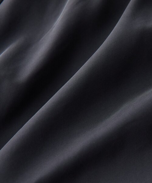 RIVE DROITE(リヴドロワ)の「【上品な揺れ感】キュプラ混バイアススカート(スカート・レディース・チャコールグレー/ブラック/ブラウン/オフホワイト・36/38)」の12枚目の写真