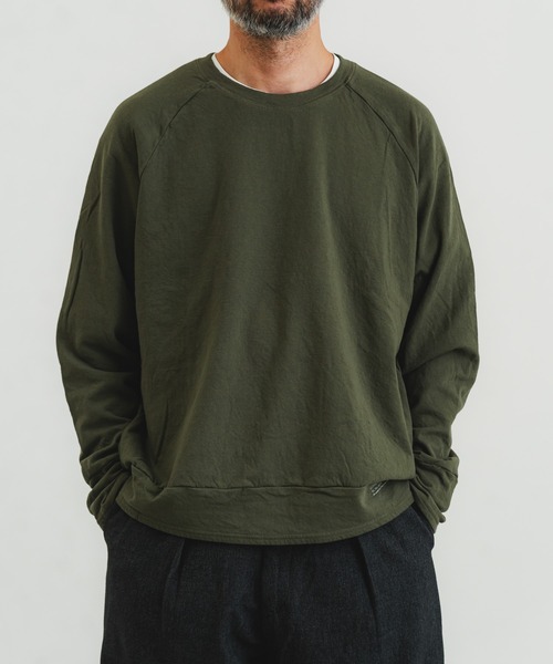 quadro(クオドロ)の「エメラルド接結ニットラグランクルー(Tシャツ/カットソー・メンズ・オフホワイト/オリーブ/モスグリーン/ダークネイビー/ブルーグレー/ベージュ・MEDIUM/LARGE)」の4枚目の写真