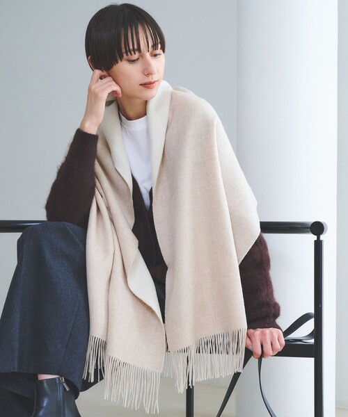 UNITED ARROWS（ユナイテッドアローズ）の「カシミヤ リバーシブル ストール（ストール/ショール・レディース・ベージュ/グレー・FREE）」の12枚目の写真