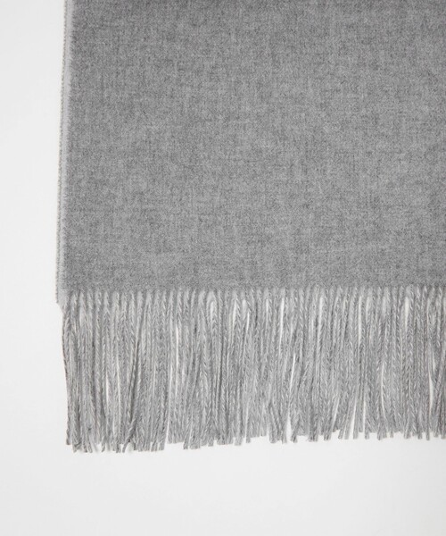 UNITED ARROWS（ユナイテッドアローズ）の「カシミヤ リバーシブル ストール（ストール/ショール・レディース・ベージュ/グレー・FREE）」の10枚目の写真