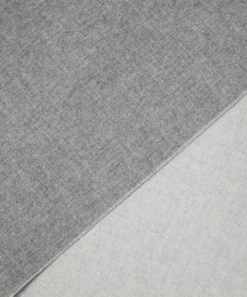 UNITED ARROWS（ユナイテッドアローズ）の「カシミヤ リバーシブル ストール（ストール/ショール・レディース・ベージュ/グレー・FREE）」の11枚目の写真