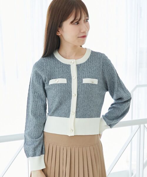 MAJESTIC LEGON（マジェスティックレゴン）の「バイカラーケーブルニットカーデ（カーディガン/ボレロ・レディース・ブラック/グレー/ピンク/アイボリー・MEDIUM）」の3枚目の写真