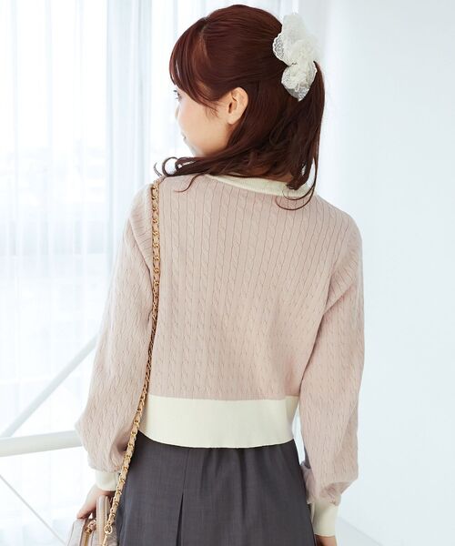 MAJESTIC LEGON（マジェスティックレゴン）の「バイカラーケーブルニットカーデ（カーディガン/ボレロ・レディース・ブラック/グレー/ピンク/アイボリー・MEDIUM）」の22枚目の写真