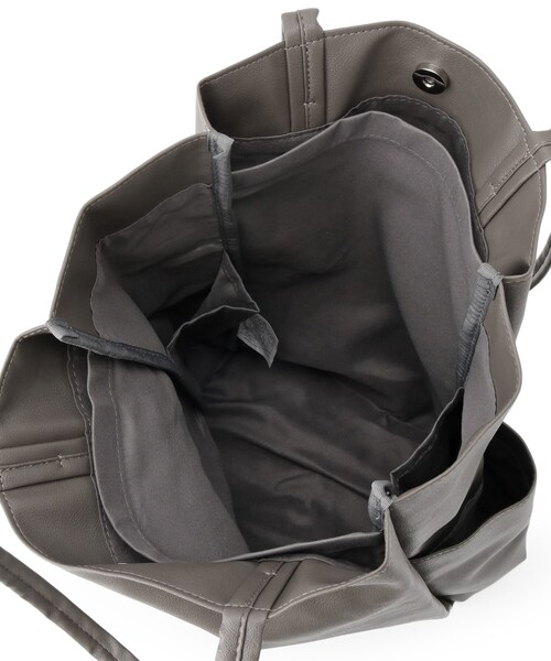 ITS'DEMO（イッツデモ）の「【A4対応／8色】収納上手になれるトート（トートバッグ・レディース・シルバー/ブラック系/ブロンズ/ボルドー/ブラック/ブルー/グレー/ダークグレー・00）」の19枚目の写真