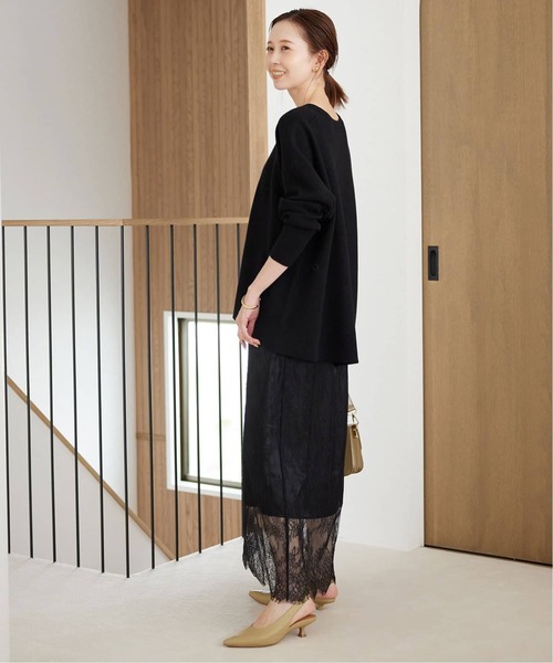 SLOBE IENA(スローブイエナ)の「《セットアップ対応可/追加》ウォッシャブルスムース クルーネックプルオーバー(ニット/セーター・レディース・ブラウン/ピンク/ブラック/アイボリー・FREE)」の10枚目の写真