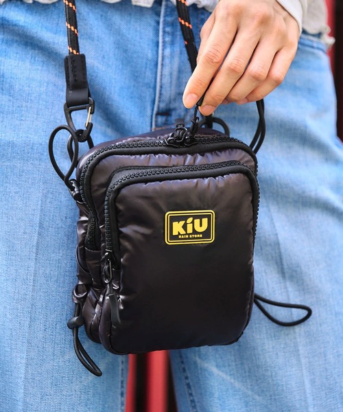 KiU(キウ)の「KiU/キウ ショルダーバッグ パフィーミニクロスバッグ K485(ショルダーバッグ・メンズ・シルバー/ブラック/サックスブルー・FREE)」の16枚目の写真