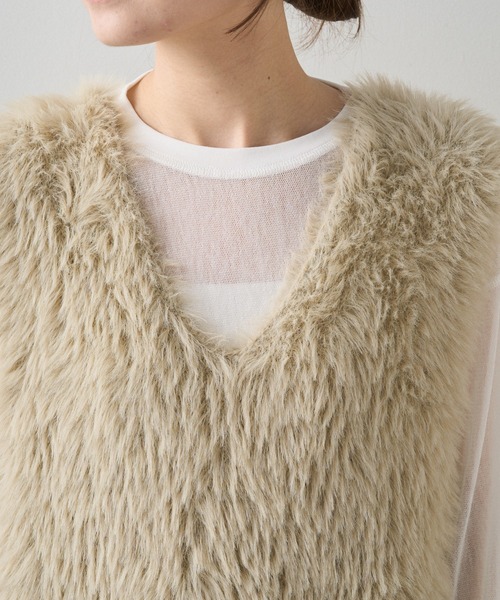 PUAL CE CIN（ピュアルセシン）の「シャギーニットベスト（ベスト・レディース・ベージュ/チャコールグレー・FREE）」の14枚目の写真