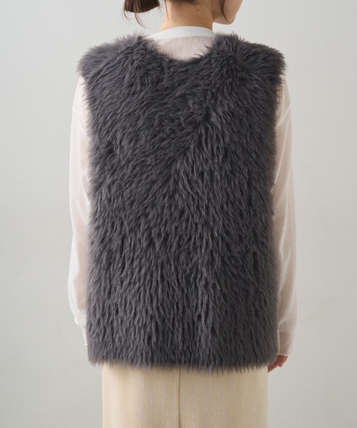 PUAL CE CIN（ピュアルセシン）の「シャギーニットベスト（ベスト・レディース・ベージュ/チャコールグレー・FREE）」の19枚目の写真