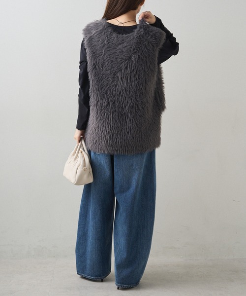 PUAL CE CIN（ピュアルセシン）の「シャギーニットベスト（ベスト・レディース・ベージュ/チャコールグレー・FREE）」の13枚目の写真